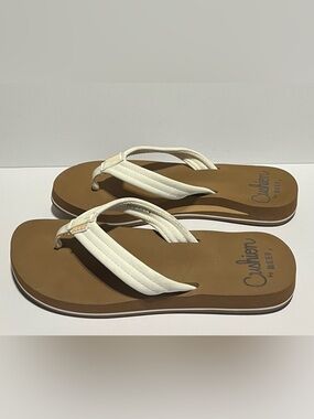 Reef Women's CUSHION BREEZE Footbed Flip Sandals